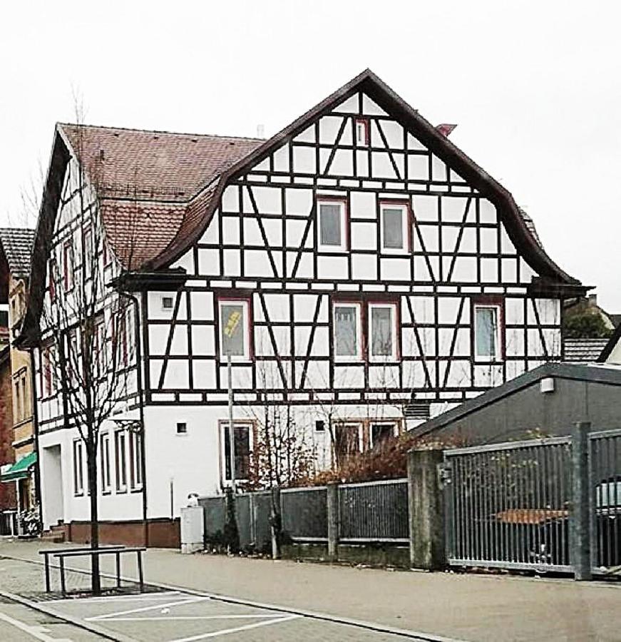 Hotel Zum Weissen Ochsen Aalen Exterior photo